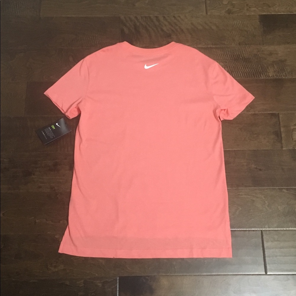 Nike Women’s Dri-Fit Cotton Training Tee Shirt NWT - Picture 2 of 5